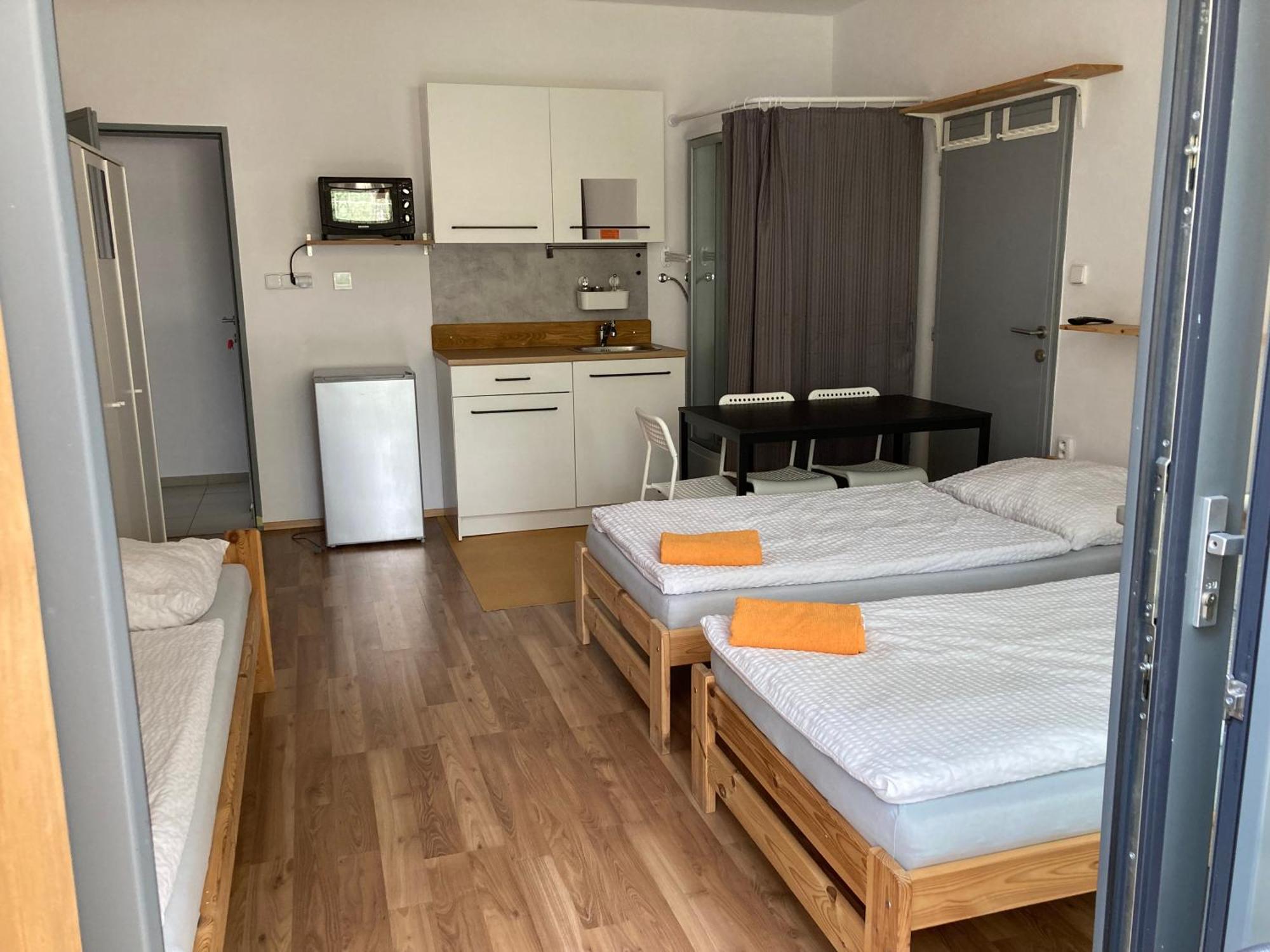 Kuk Racice Appartement Kamer foto